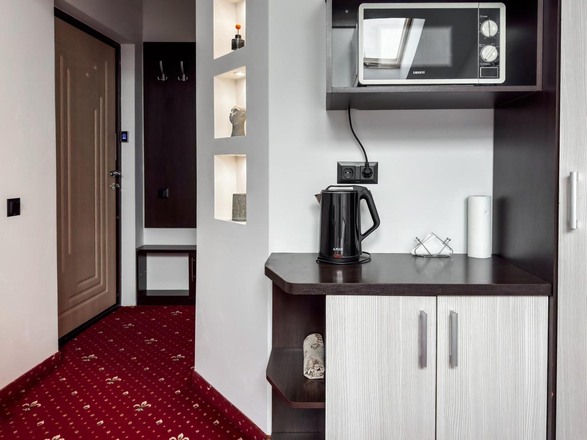 Apartments On Zaliznychna 49 Ivano-Frankivsk Eksteriør bilde