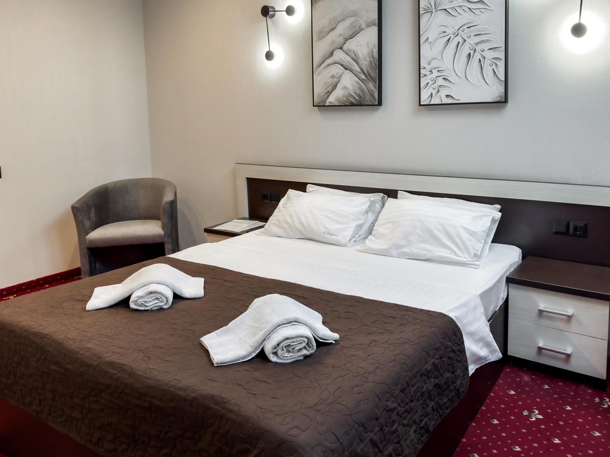 Apartments On Zaliznychna 49 Ivano-Frankivsk Eksteriør bilde